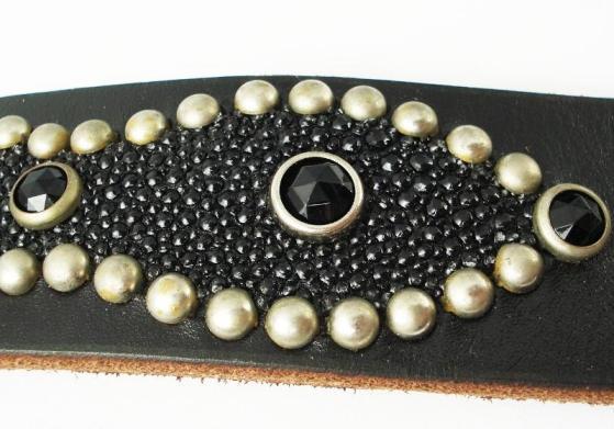 �����谷ŹHTC(Hollywood trading Company) Overlay Peanut Belt(�����С��쥤�ԡ��ʥåĥ٥��)���֥�å�x�֥�å����ƥ��󥰥쥤