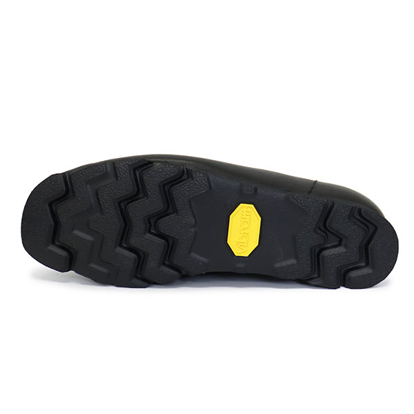 CLARKS(クラークス)正規取扱店THREEWOOD(スリーウッド)
