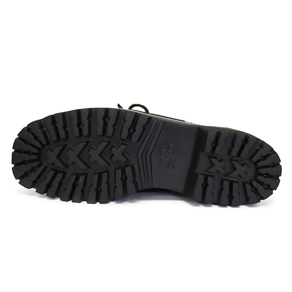 CLARKS(クラークス)正規取扱店THREEWOOD(スリーウッド)