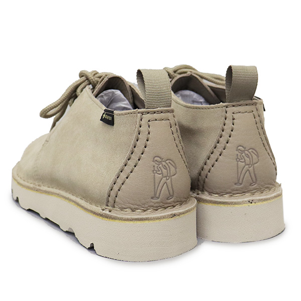 正規取扱店 Clarks (クラークス) 26165623 Desert Trek GTX デザートトレック ゴアテックス メンズシューズ Sand  Suede CL059