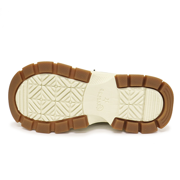 CONVERSE (コンバース)正規取扱店