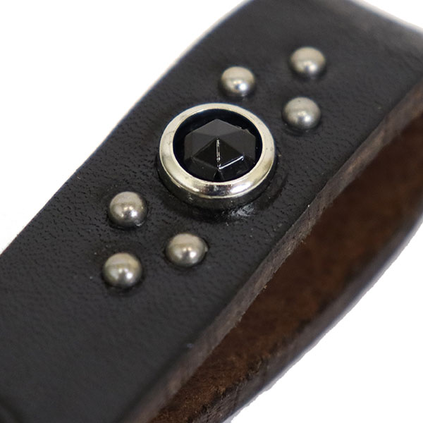 HTC正規取扱店THREEWOOD