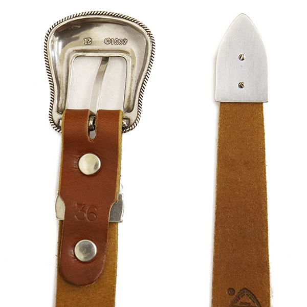 HTC正規取扱店THREEWOOD