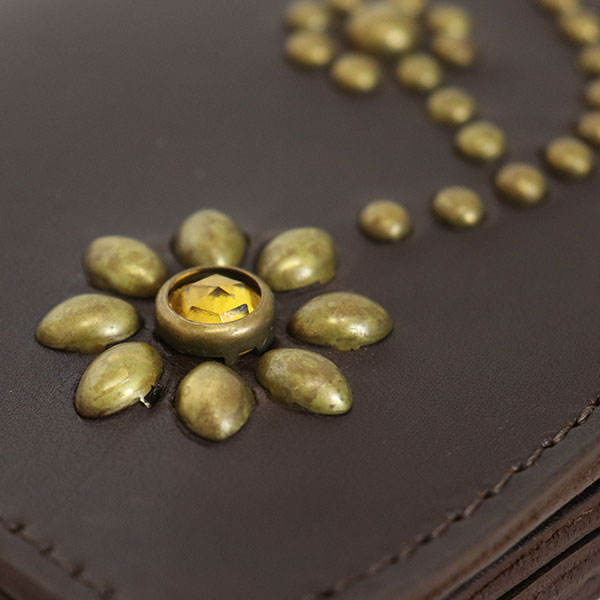 HTC正規取扱店THREEWOOD