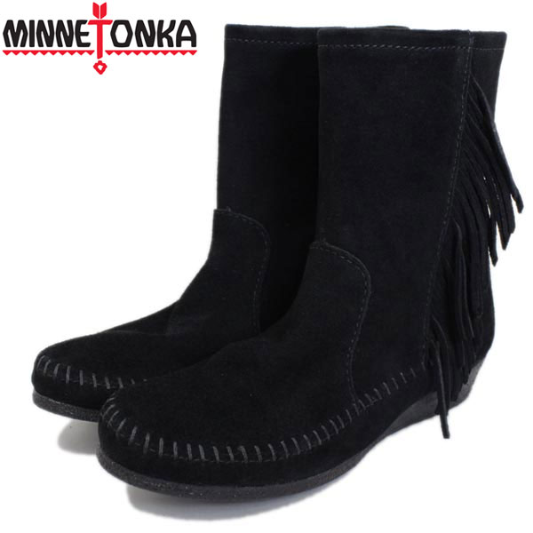 正規取扱店 MINNETONKA(ミネトンカ) Side Fringe Wedge Boot(サイドフリンジウェッジブーツ) #1379 BLACK レディース MT332