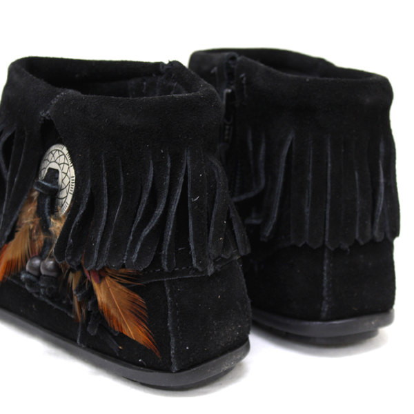 正規取扱店 MINNETONKA(ミネトンカ) Concho Feather Side Zip Boot(コンチョフェザーサイドジップブーツ)#520 BLACK レディースMT045