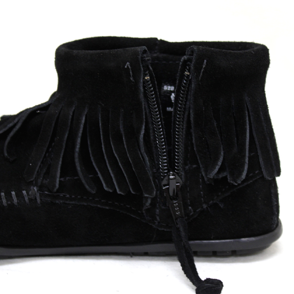 正規取扱店 MINNETONKA(ミネトンカ) Concho Feather Side Zip Boot(コンチョフェザーサイドジップブーツ)#520 BLACK レディースMT045