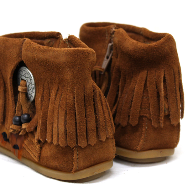 正規取扱店 MINNETONKA(ミネトンカ) Concho Feather Side Zip Boot(コンチョフェザーサイドジップブーツ)#522 BROWN レディースMT046